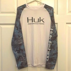 Huk Men’s “Performance Fabrics” Long Sleeve Shirt, Sz S. White, with Blue/Gray.